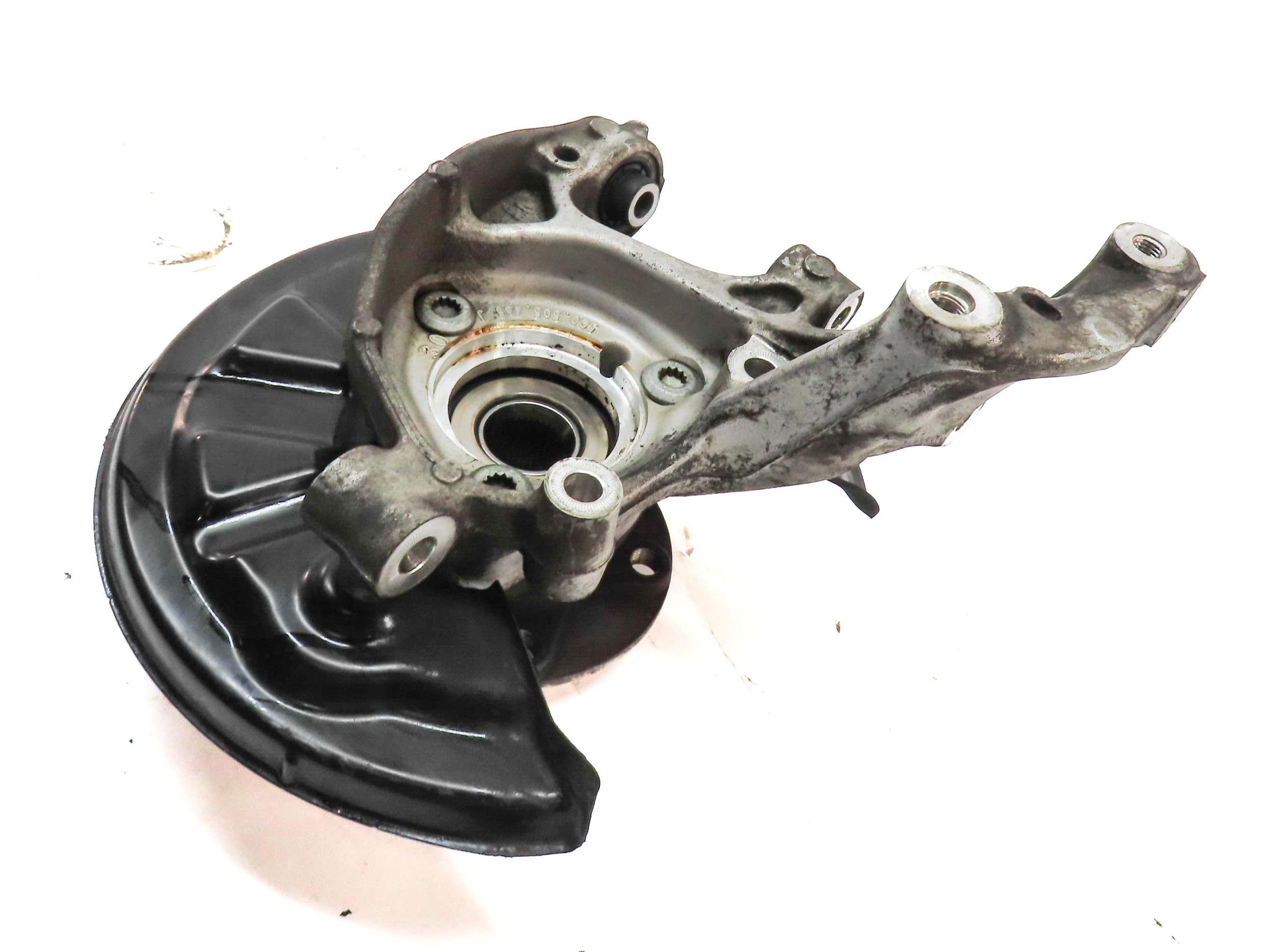 15-19 VW GOLF / AUDI A3 S3 RS3 (8V) AWD REAR RIGHT SPINDLE KNUCKLE WHEEL HUB — exact item pictured